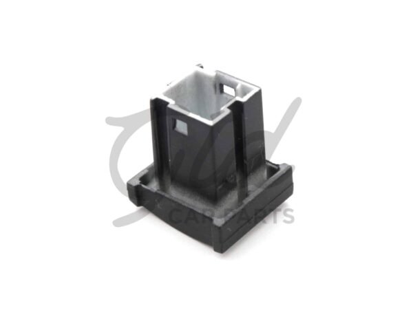 MB05 0132 6 scaled 1