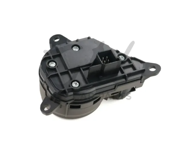 14335 mb10 0026 2 scaled 1