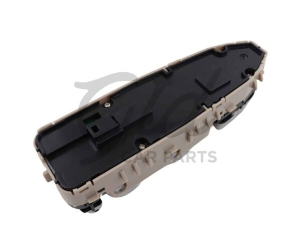 8725 mb01 0007 5 scaled 1